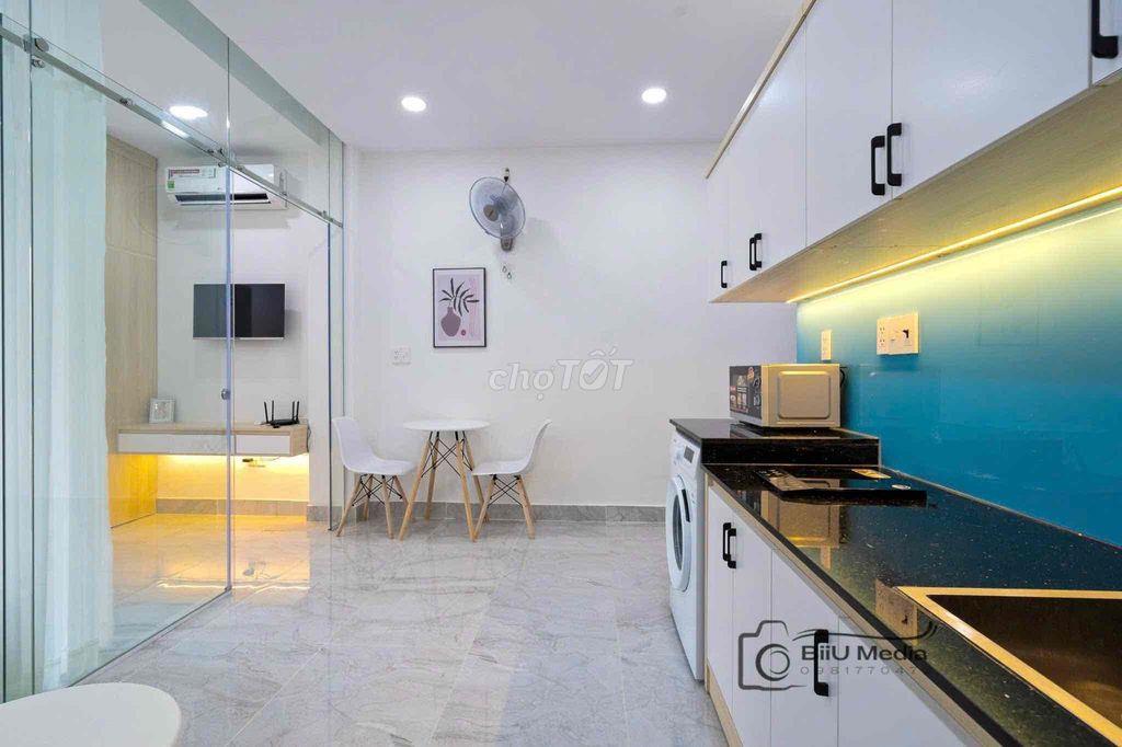 Căn hộ 1PN - Thích Quảng Đức - Full nội thất, ban công, tách bếp