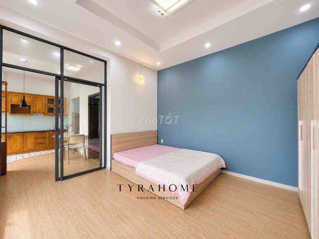 Căn hộ 1PN - Cô Giang - Ban công, tách bếp, full nội thất