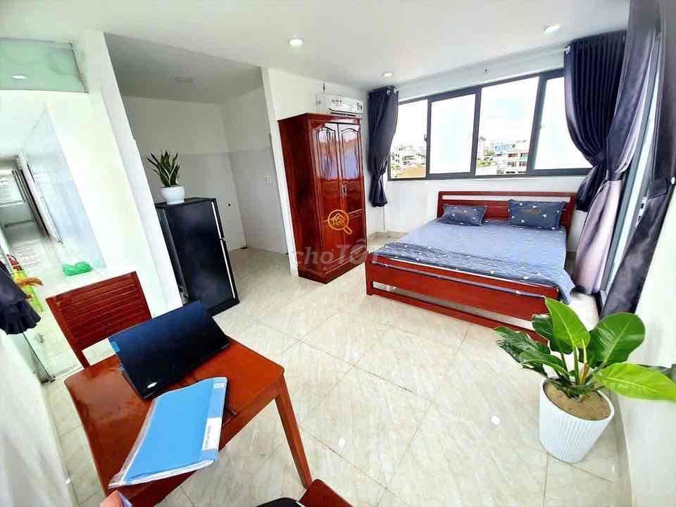 Căn hộ Studio - Ngô Đức Kế - Ban công, full nội thất -Gần Bùi Đình Tuý