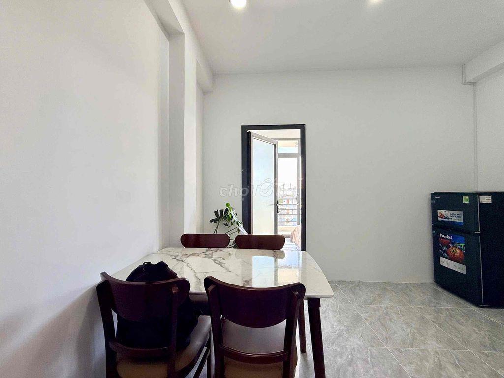 Cho thuê căn hộ 1PN - Phùng Văn Cung, Phú Nhuận - Ban công, tách bếp