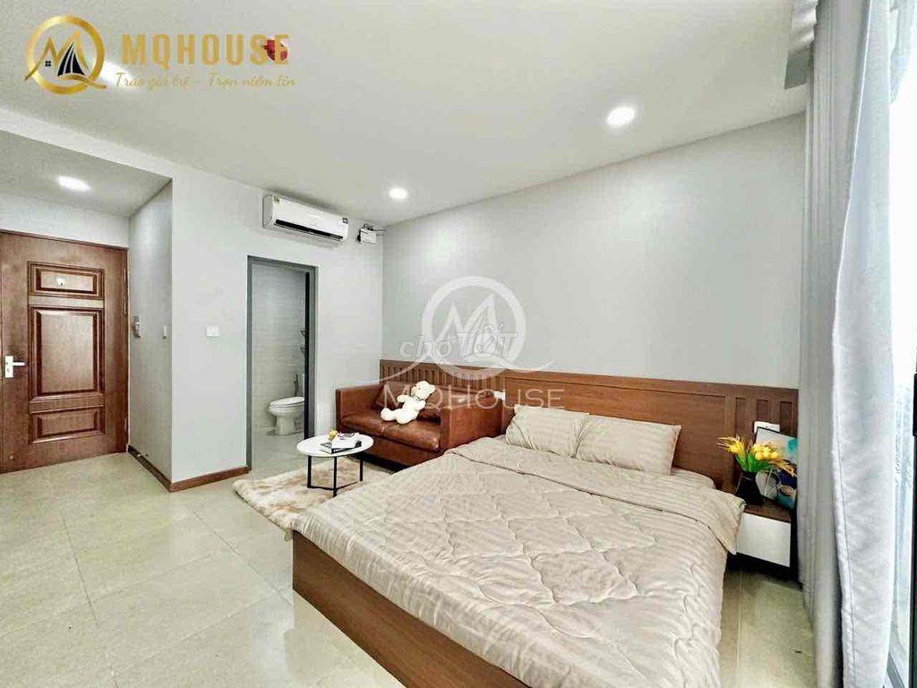 Studio sát công viên Hoàng Văn Thụ - Ban công, full nội thất