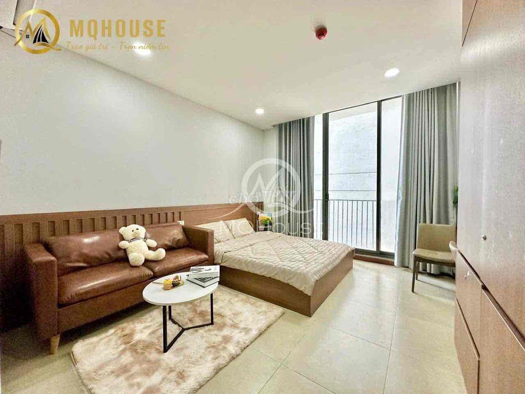 Studio sát công viên Hoàng Văn Thụ - Ban công, full nội thất