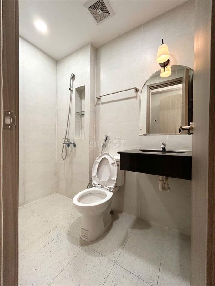 Nhà Mới - Phòng Ban Công, Nội Thất Xịn Full Tện Nghi, Ưu Đãi Đầu Tiên