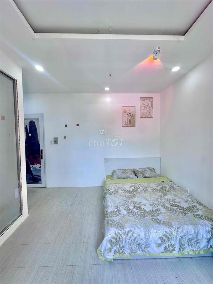 Studio 20m2 Cửa Sổ Trời, Full NT, Thang Máy Gần Ngã Tư Phú Nhuận