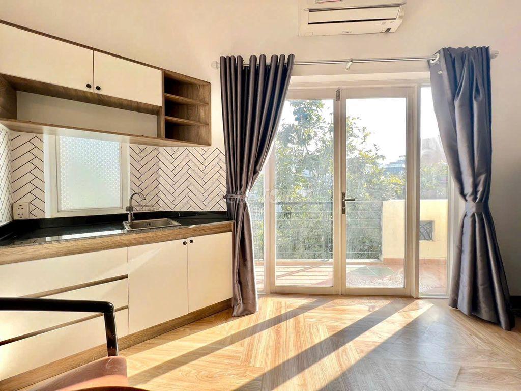 Studio ban công 30m² – Full NT, gần ĐH Văn Lang, CV Đặng Thùy Trâm
