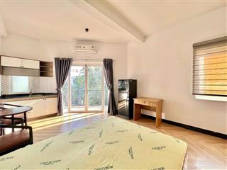 Studio ban công 30m² – Full NT, gần ĐH Văn Lang, CV Đặng Thùy Trâm