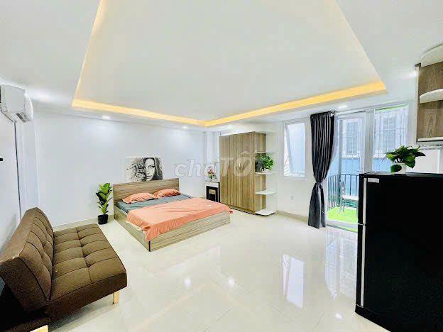 Studio ban công 40m² Full NT - Lê Văn Duyệt gần Chợ Bà Chiểu tiện Q1