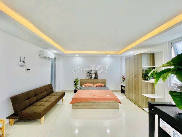 Studio ban công 40m² Full NT - Lê Văn Duyệt gần Chợ Bà Chiểu tiện Q1