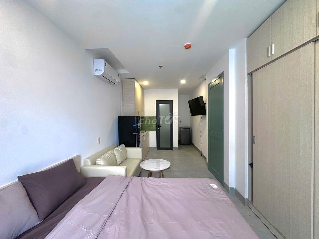 Tòa nhà mới xây Studio ban công 35m² Full NT - Thang Máy, Bình Thạnh