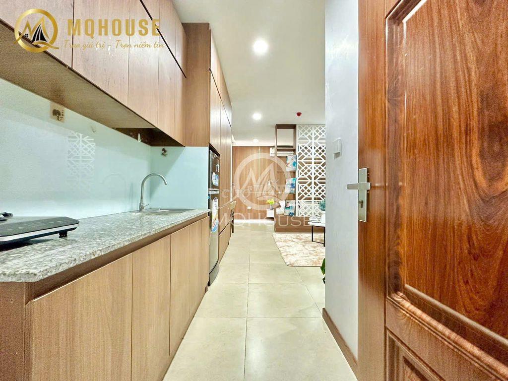 Studio ban công 40m² Full NT, thang máy, hầm xe rộng trục Lê Văn Sỹ