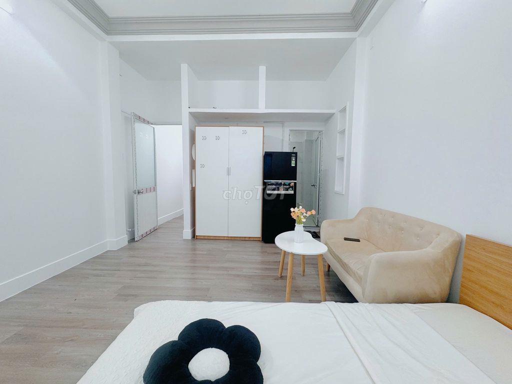 1PN 40m² – Full NT, chỉ 6tr, gần HUTECH, UEF, Landmark 81, tiện Q1