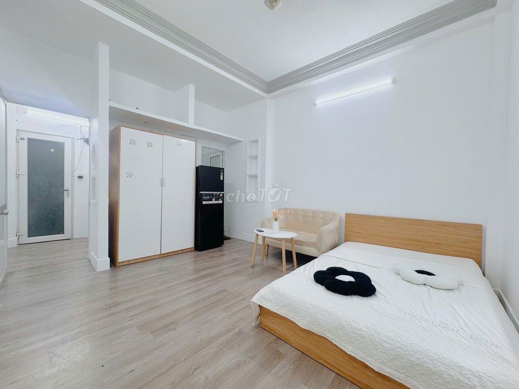 1PN 40m² – Full NT, chỉ 6tr, gần HUTECH, UEF, Landmark 81, tiện Q1