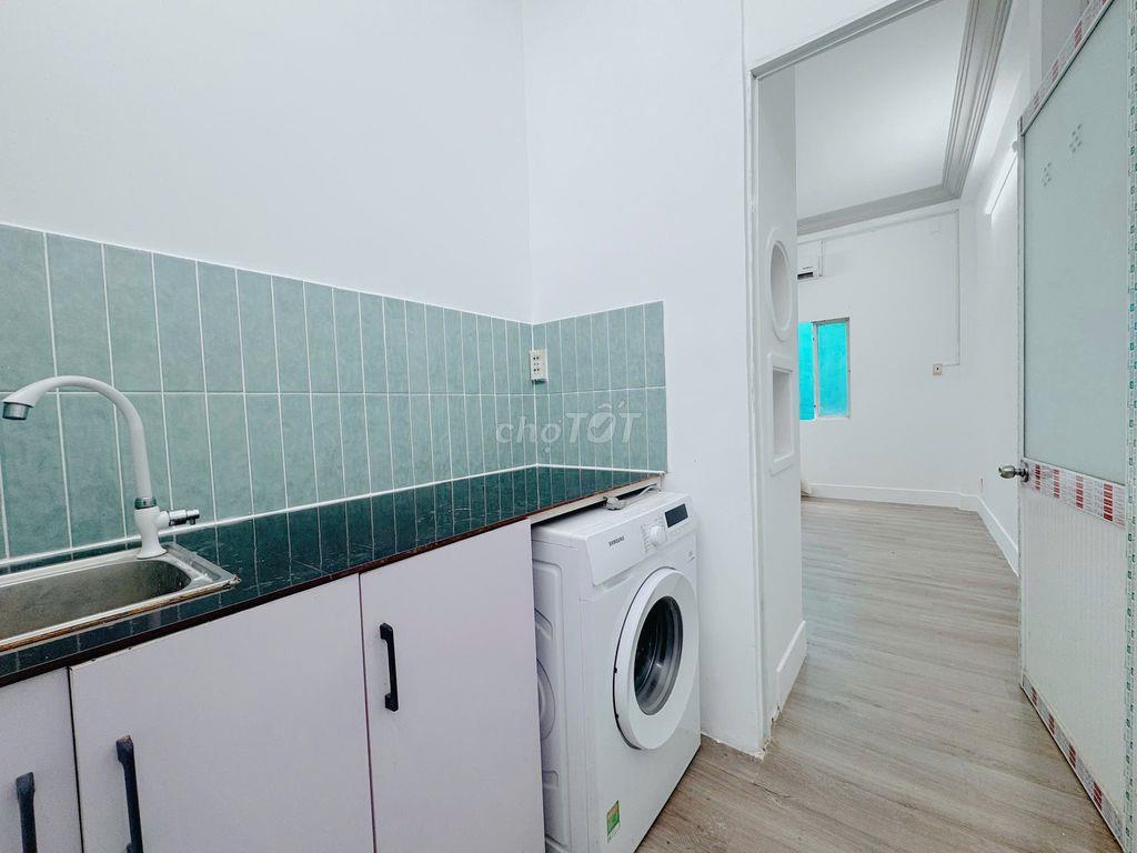 1PN 40m² – Full NT, chỉ 6tr, gần HUTECH, UEF, Landmark 81, tiện Q1