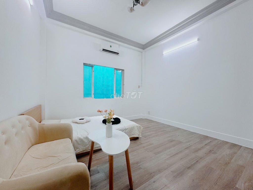 1PN 40m² – Full NT, chỉ 6tr, gần HUTECH, UEF, Landmark 81, tiện Q1