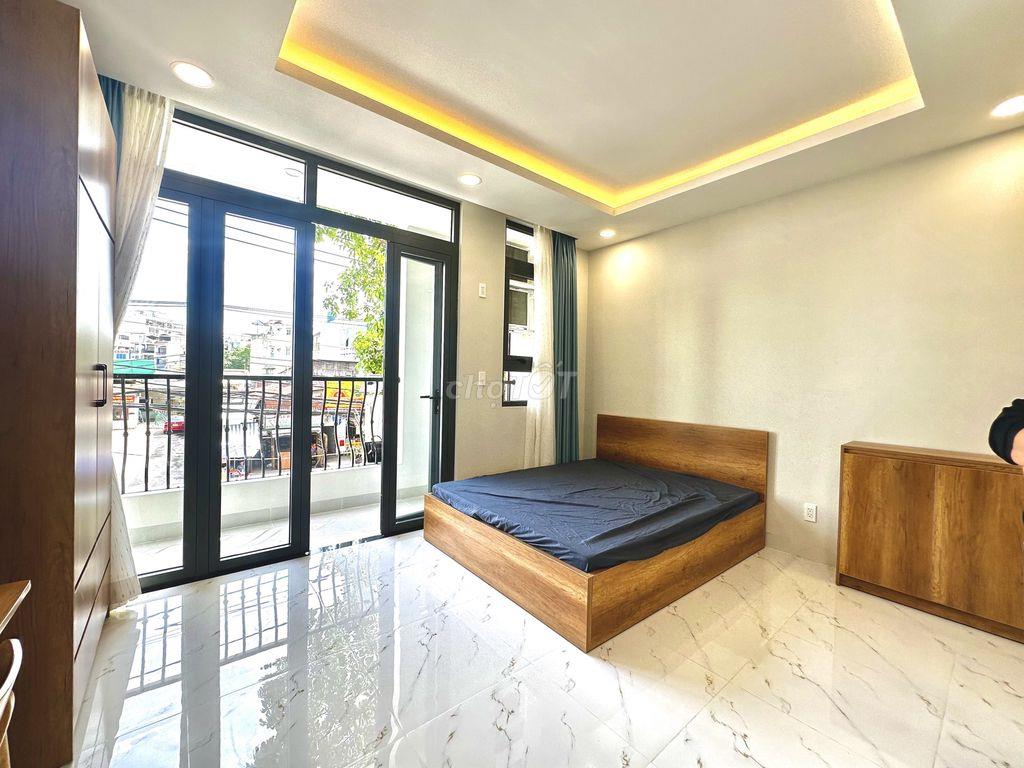 🔥PHÒNG ĐẸP🔥Studio ban công full NT xịn, gần HUTECH, Văn Lang, tiện Q1