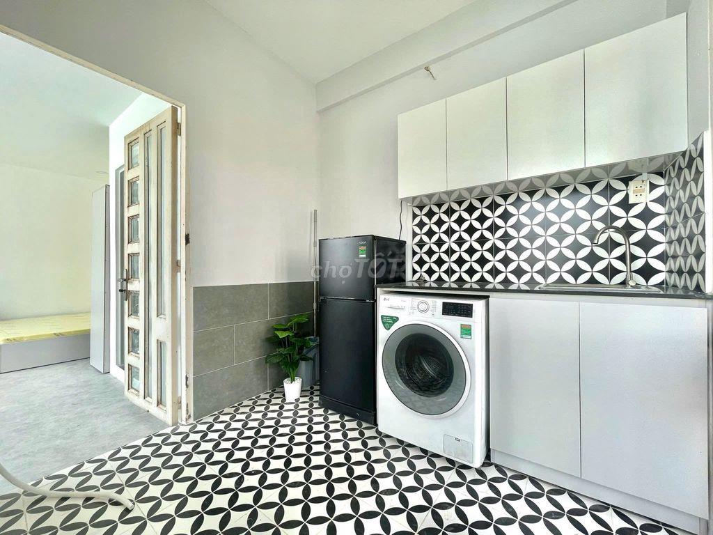 ⚡CĂN HOT⚡Studio 45m² – Tách bếp, ban công, full NT, mg riêng gần Q1