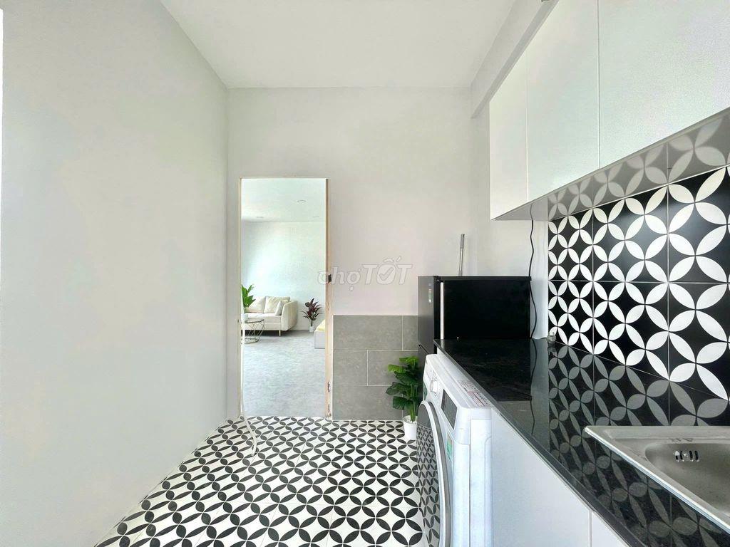 ⚡CĂN HOT⚡Studio 45m² – Tách bếp, ban công, full NT, mg riêng gần Q1