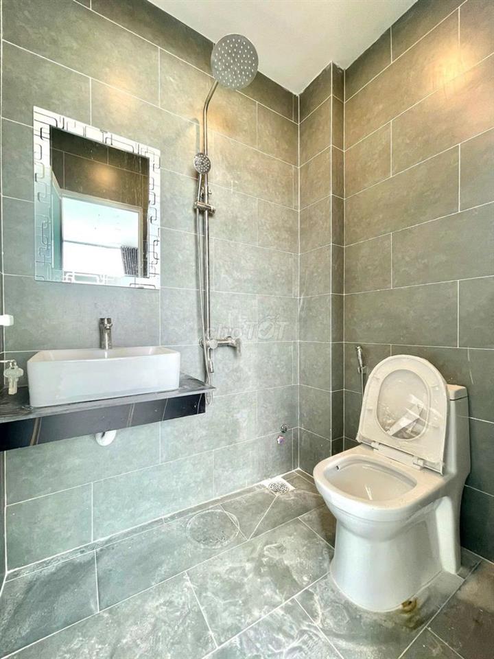 ⚡CĂN HOT⚡Studio 45m² – Tách bếp, ban công, full NT, mg riêng gần Q1