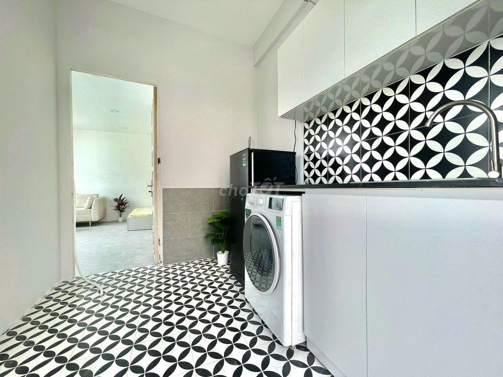 ⚡CĂN HOT⚡Studio 45m² – Tách bếp, ban công, full NT, mg riêng gần Q1