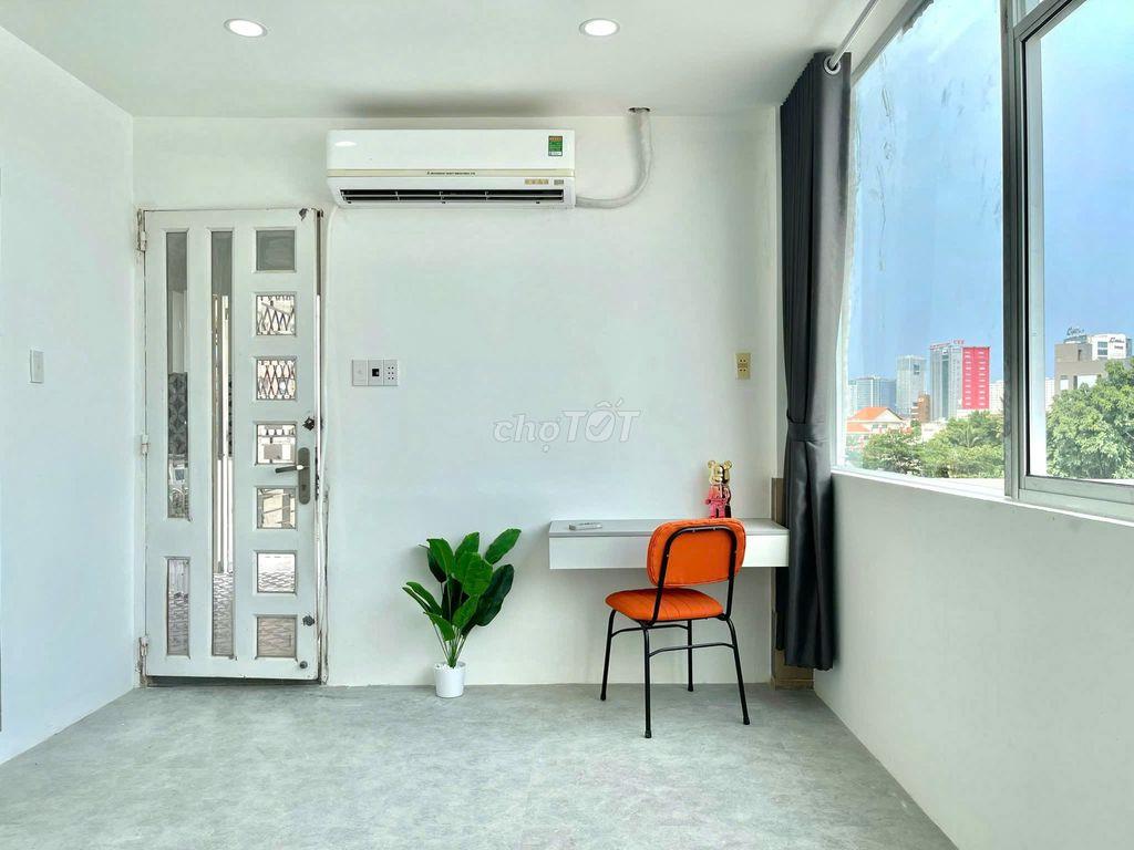 ⚡CĂN HOT⚡Studio 45m² – Tách bếp, ban công, full NT, mg riêng gần Q1