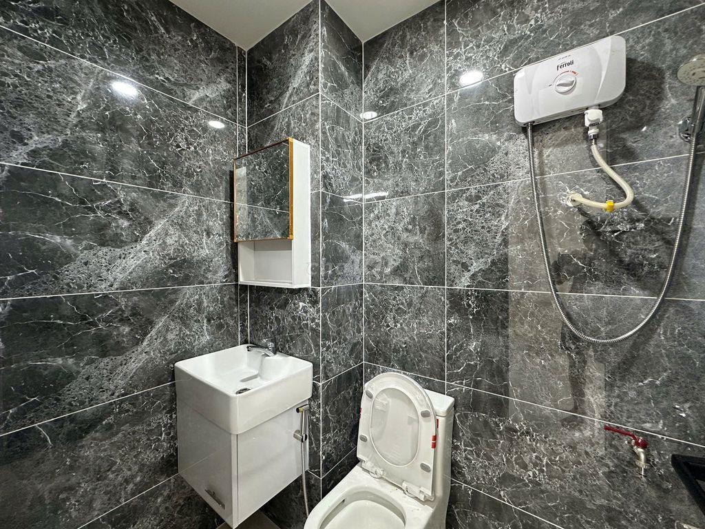 🔥CĂN ĐẸP GIÁ TỐT🔥1PN balcon 45m² full NT, mg riêng gần ĐH Hutech, UEF