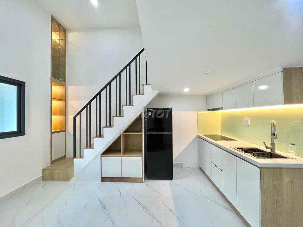 1 TRỆT 1 LẦU GIÁ RẺ RỘNG 40m2 BAN CÔNG THOÁNG