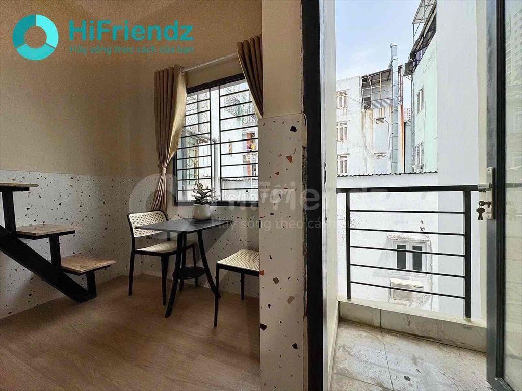 PHÒNG ĐẸP GIÁ RẺ BAN CÔNG THOÁNG, GÁC CAO RỘNG 30m2 GẦN UTH, VLU, Q1