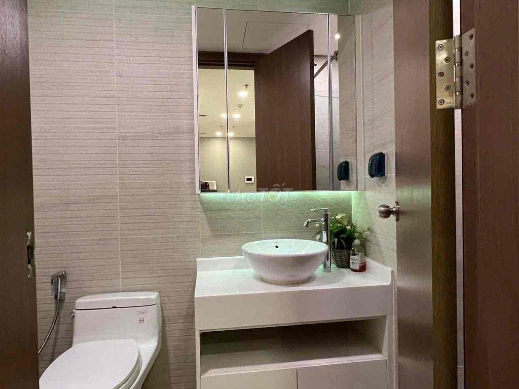 Mình cần cho thuê căn hộ Park1 Vinhomes Central Park 2pn full nội thất