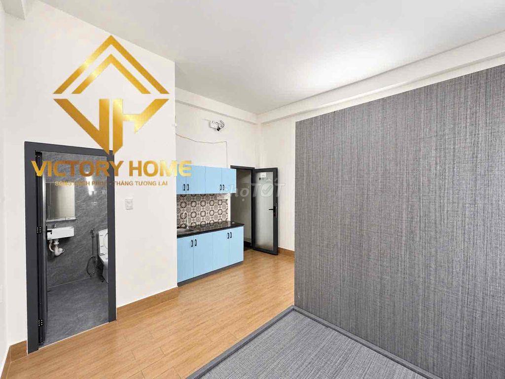 Ban Công Giá Rẻ Ngay Dương Quảng Hàm Hầm Xe Thang Máy Full Nội Thất