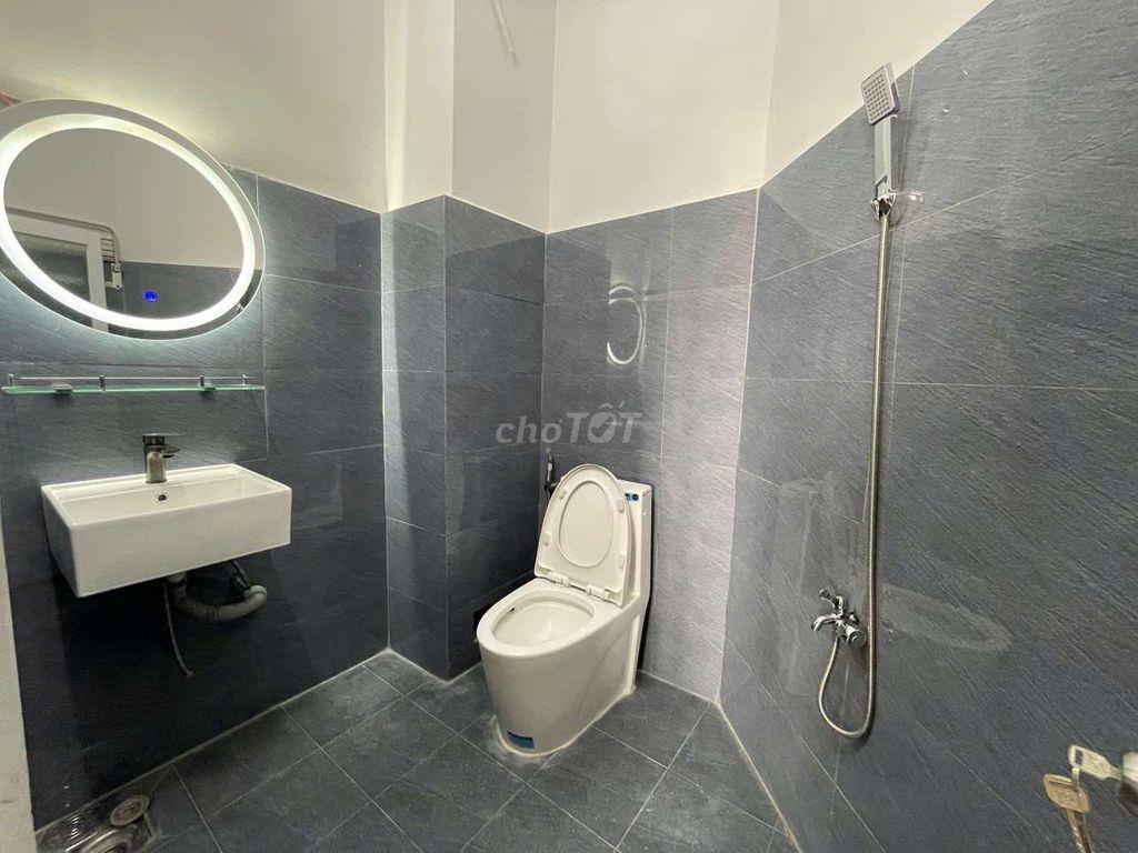 Cho thuê phòng có cửa sổ lớn Full tiện nghi Bình Thạnh gần HUTECH, UEF