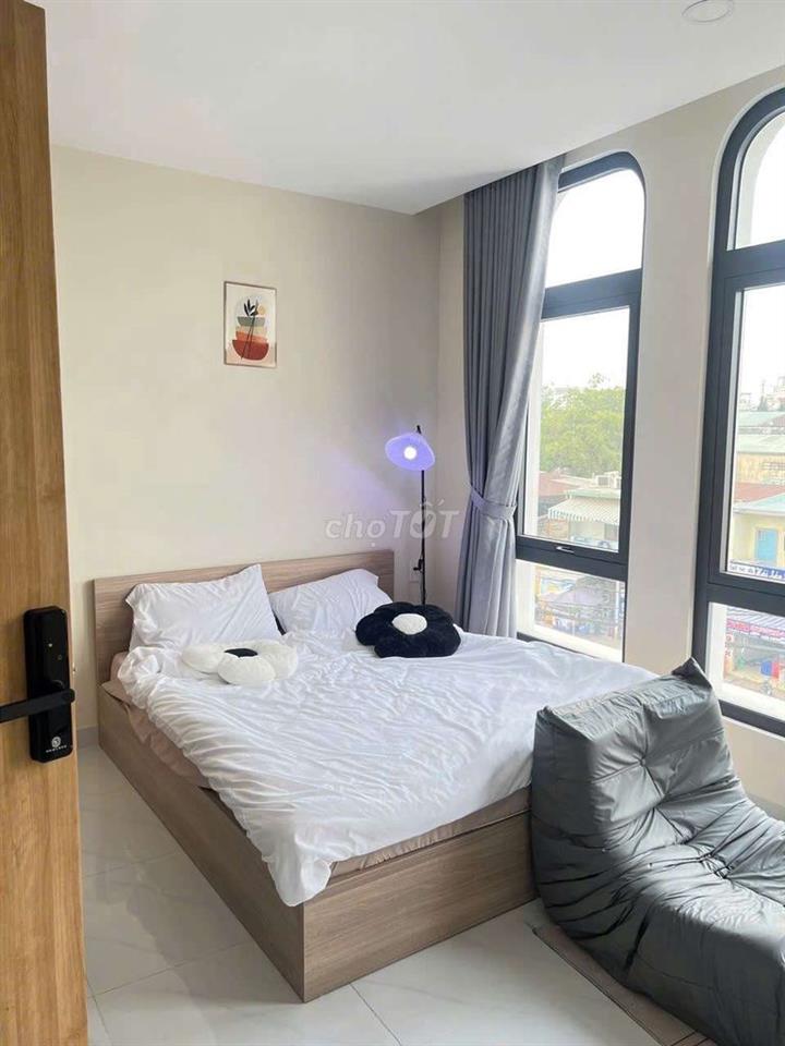Cho thuê căn view cực thoáng, full NT Bình Thạnh gần  FTU2, UEF, HIU
