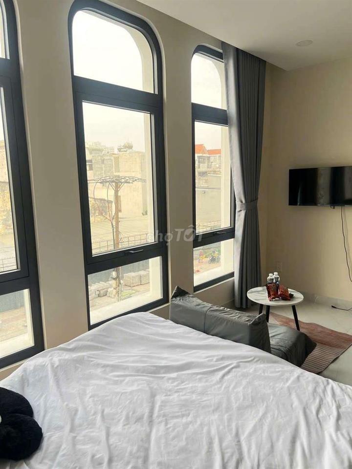 Cho thuê căn view cực thoáng, full NT Bình Thạnh gần  FTU2, UEF, HIU