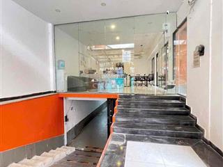 Cho thuê mặt bằng 100m2 P Đakao quận 1 Hẻm xe hơi có 2 nhà vệ sin
