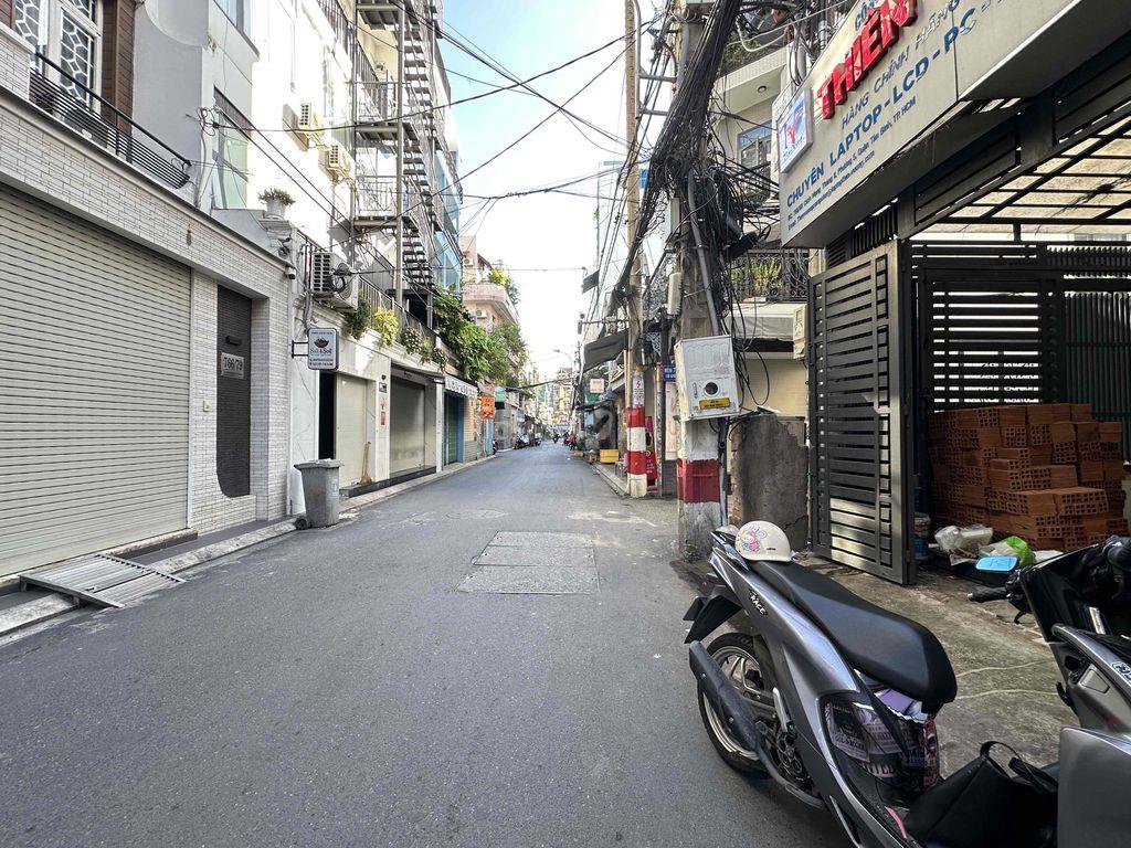 Mặt bằng kinh doanh hẻm xe hơi căn góc CMT8 Tân Bình 25m2