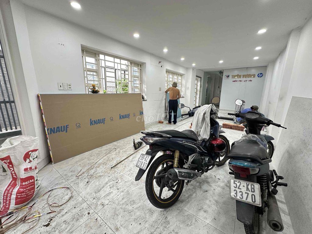 Mặt bằng kinh doanh hẻm xe hơi căn góc CMT8 Tân Bình 25m2