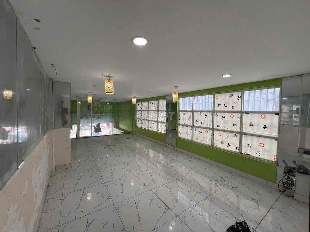 Mặt bằng 2 Mặt tiền CMT8 Tân Bình 1 trệt với 1 lửng 120m2