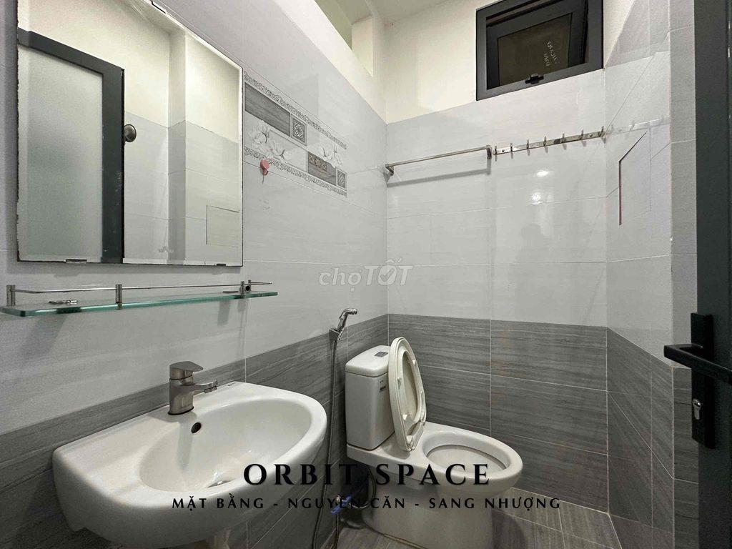 MBKD 1 trệt 2 lầu Ngay Mặt tiền Hoa Cau Phú Nhuận 4pn 5wc có thang máy