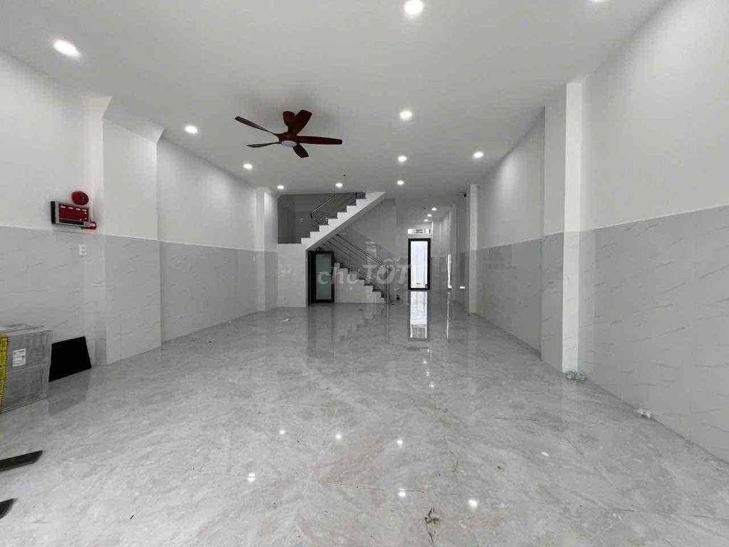 Mặt bằng mới 100% Ngay Tự Lập Gần Sân Bay Tân Bình giao với CMT8