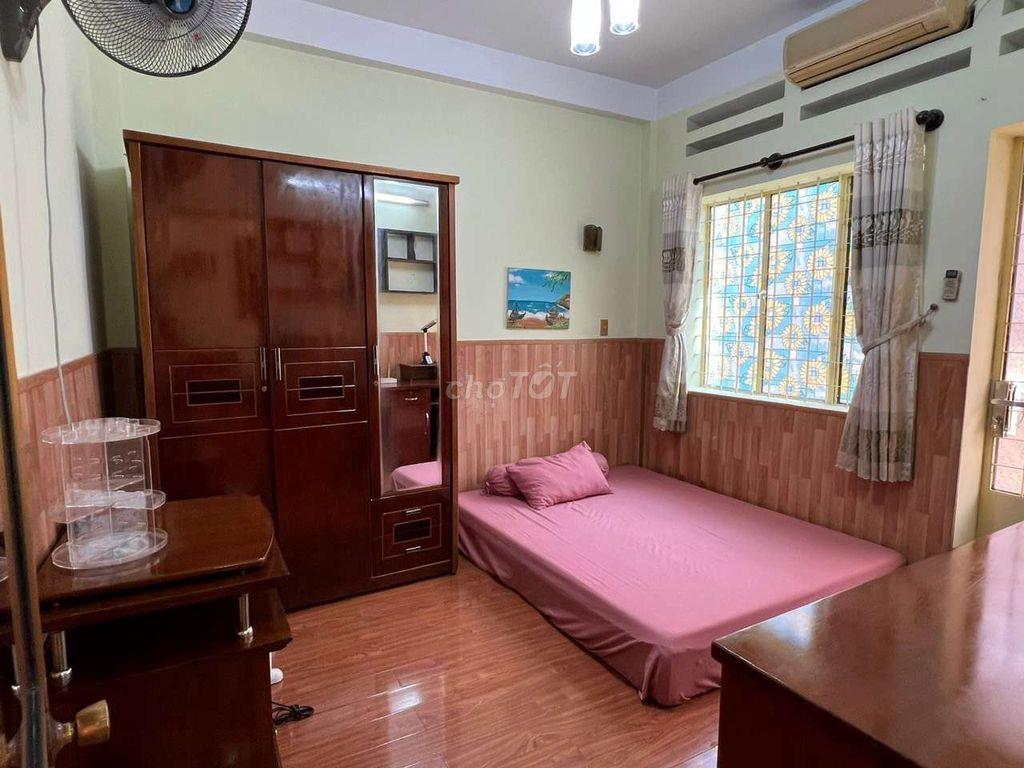 Cho thuê 2pn.68m.2wc có  noi that đầy đủ .