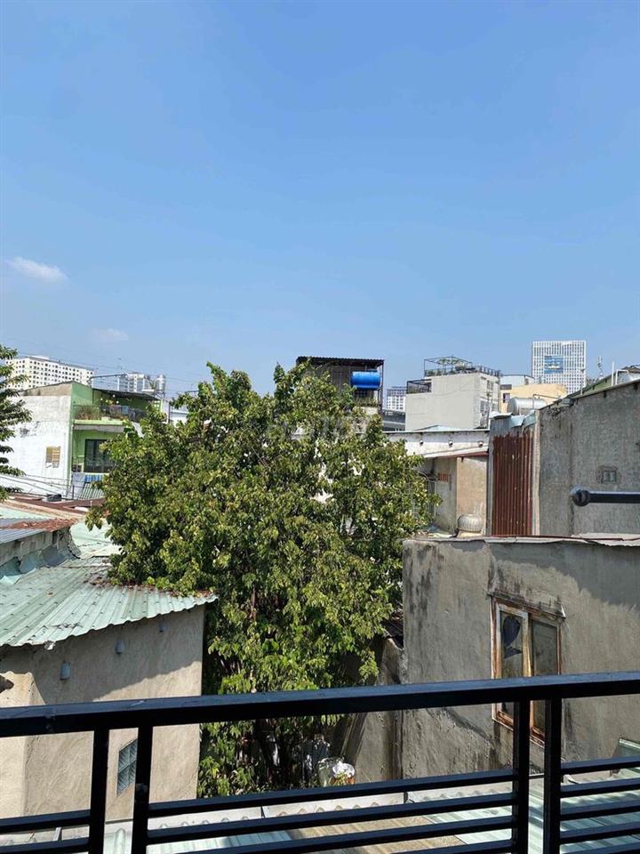 CHO THUÊ PHÒNG GẦN NGÃ TƯ HÀNG XANH - ĐH HUTECH VĂN LAN GTVT UEF UTH