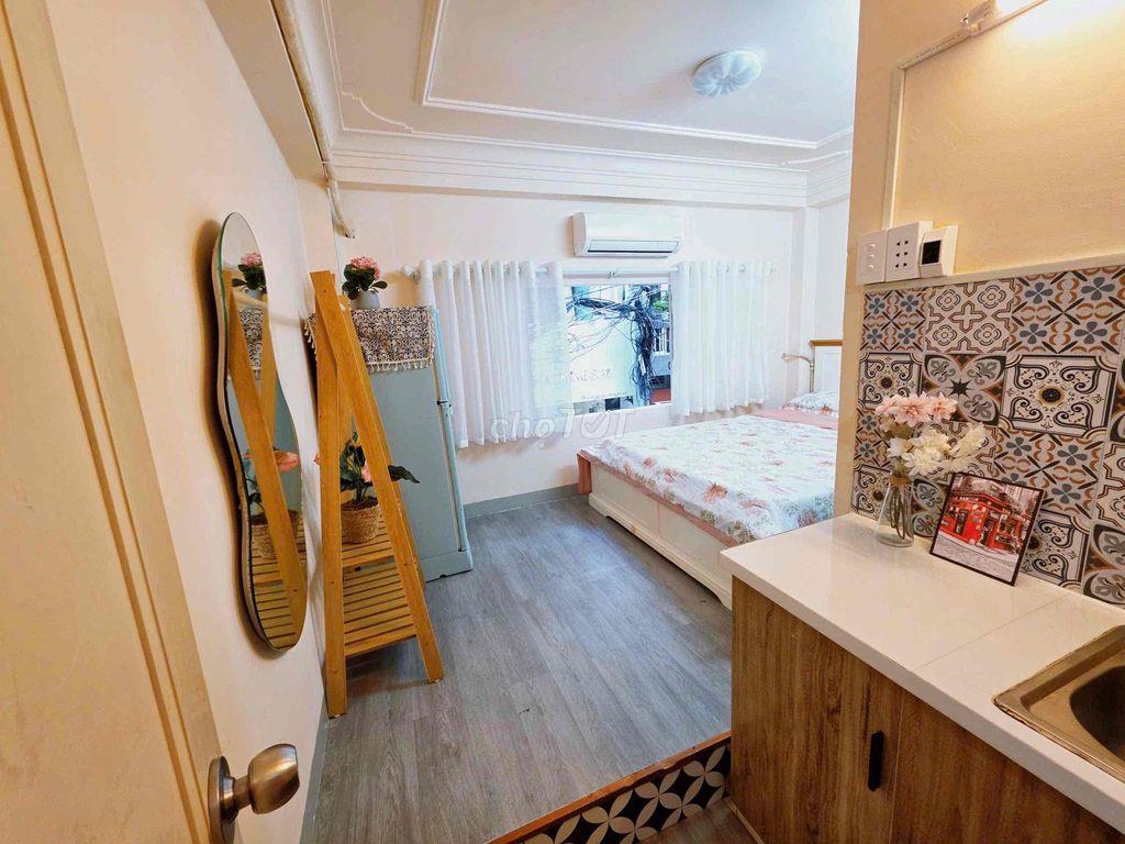 PHÒNG TRUNG TÂM PHÚ NHUẬN - GẦN ĐH FTU SƯ PHẠM/ GẦN SÂN BAY , QUẬN 1