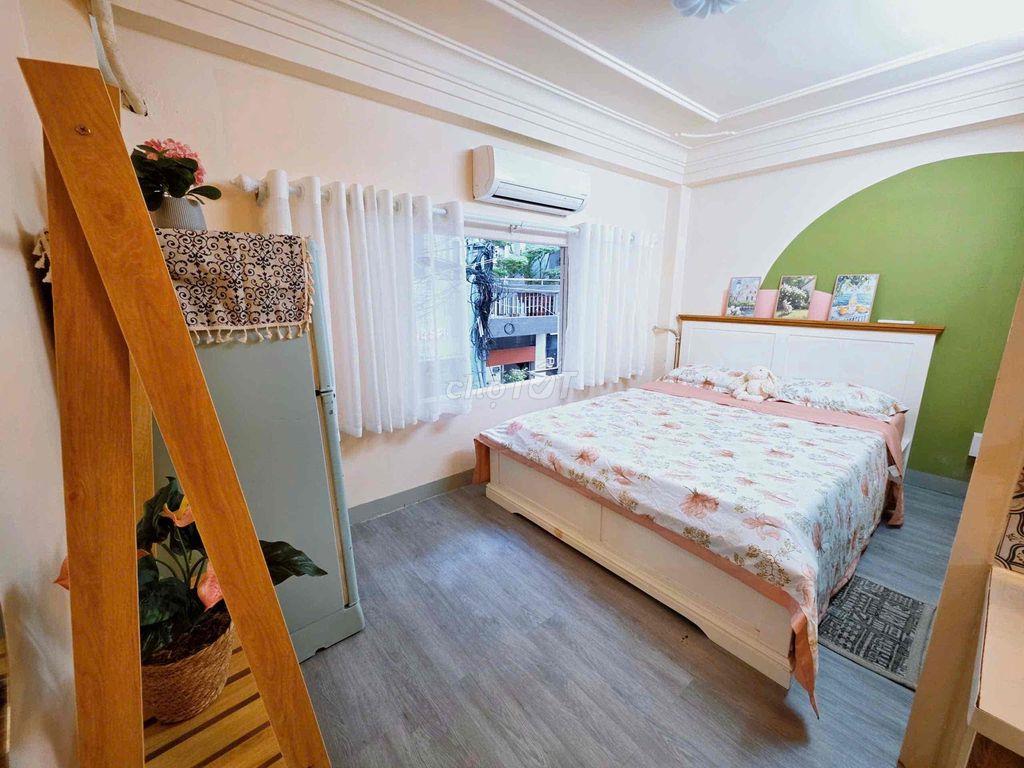 PHÒNG TRUNG TÂM PHÚ NHUẬN - GẦN ĐH FTU SƯ PHẠM/ GẦN SÂN BAY , QUẬN 1