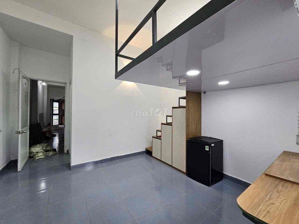 CHO THUÊ PHÒNG GÁC DUPLEX GẦN VĂN LAN HUTECH HỌC VIỆN CÁN BỘ UTH UEF