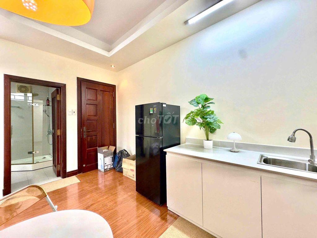CHO THUÊ CĂN HỘ 1PN TÁCH BẾP - BAN CÔNG SIÊU THOÁNG - FULL NỘI THẤT