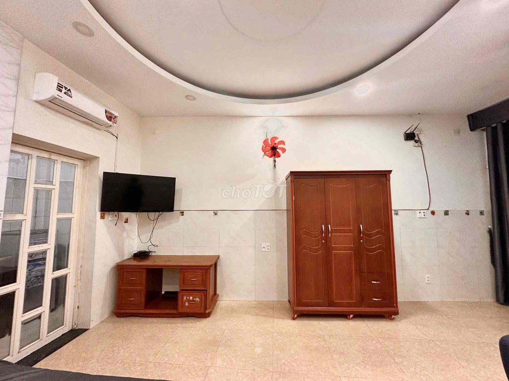 CHÍNH CHỦ CẦN PASS CĂN 1PN SIÊU RỘNG - NGAY HUTECH UVK