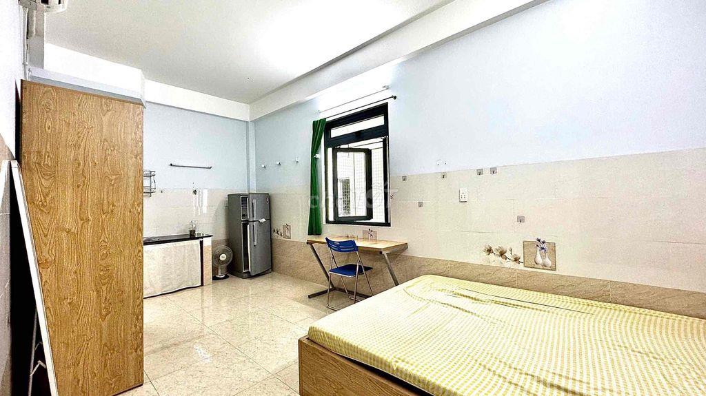 🏡 Căn Hộ Full NT , Cửa Sổ , Thang Máy , Bảo Vệ , Ngay Chợ Bà Chiểu ❤️