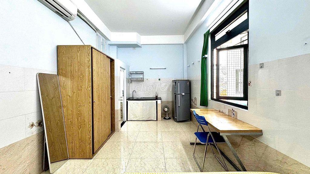 🏡 Căn Hộ Full NT , Cửa Sổ , Thang Máy , Bảo Vệ , Ngay Chợ Bà Chiểu ❤️
