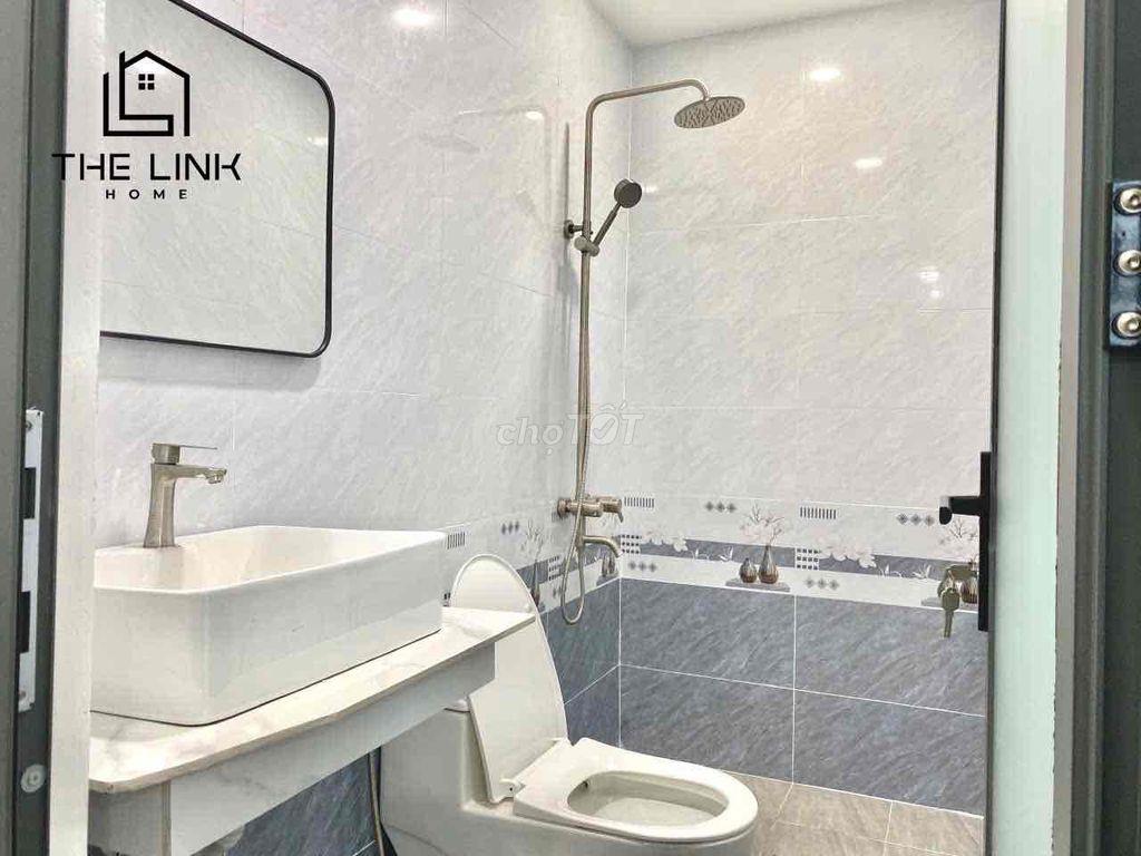 8TR7 căn STUDIO BAN CÔNG full nội thất ngay Ung Văn Khiêm