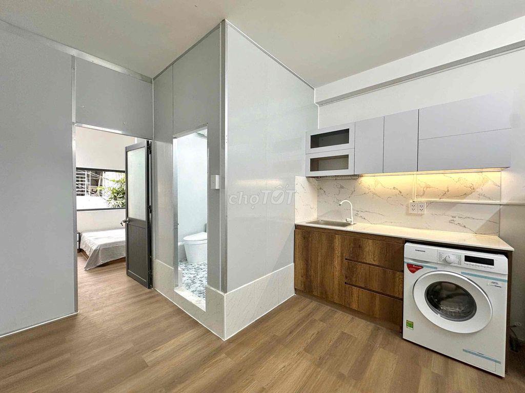 8TR5 • 1PN TÁCH BẾP, CỬA SỔ ĐÓN NẮNG, FULL NỘI THẤT