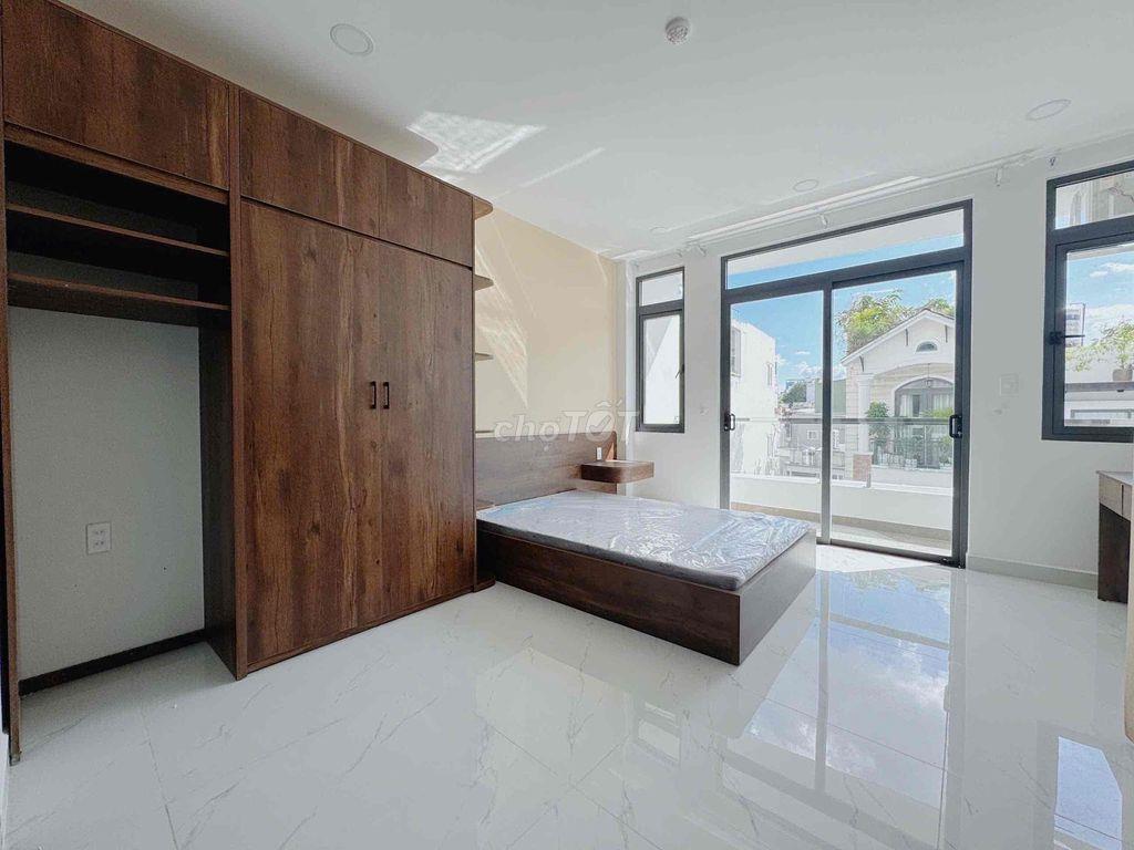7TR7 STUDIO BAN CÔNG FULL NỘI THẤT – NGAY NƠ TRANG LONG